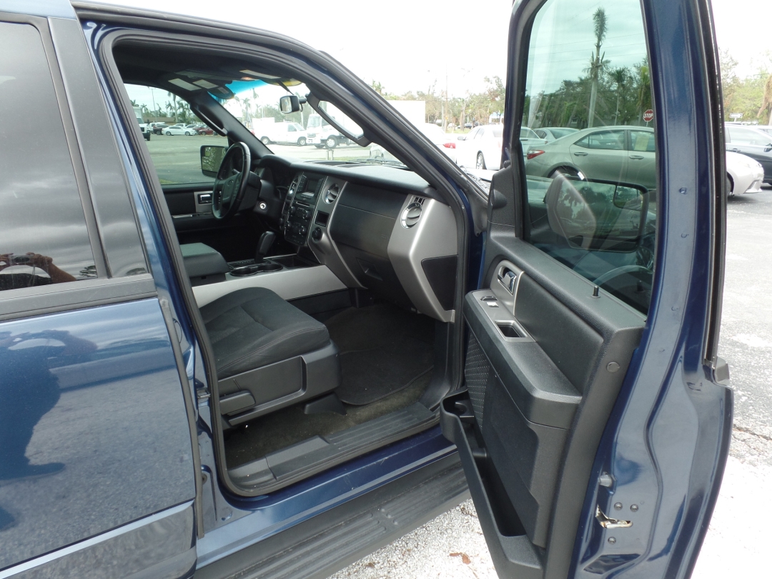 Edison Bridge Auto Sales Inventory 2016 Ford Expedition XLT Fort