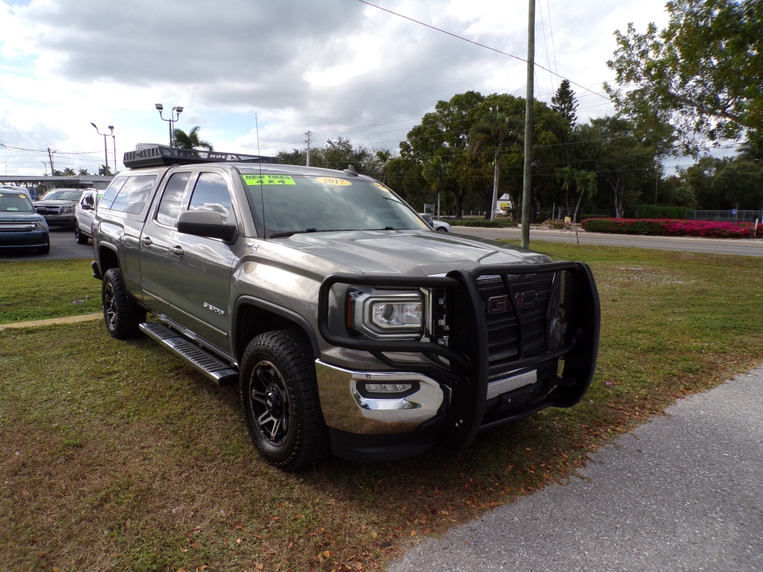 2017 GMC Sierra 1500 SLE's photo